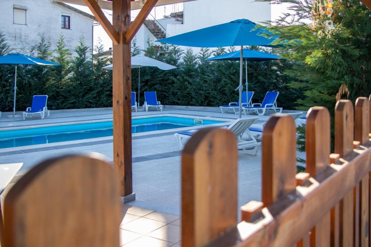 Villa Montes Guesthouse Coja Dış mekan fotoğraf